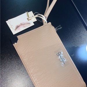 Wristlet